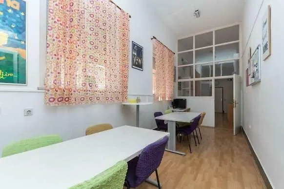 ספליט Hostel Ruzmarin