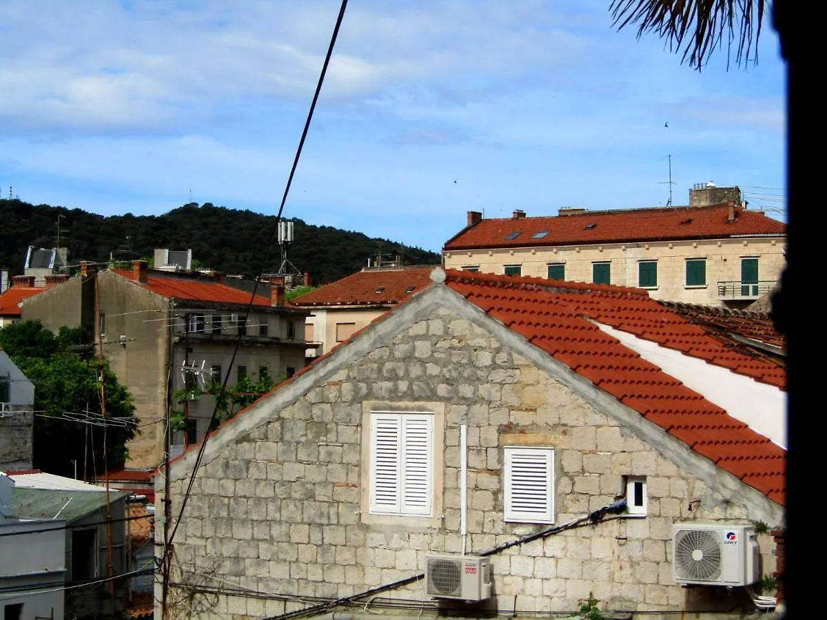 ספליט Hostel Ruzmarin 0*,  קרואטיה